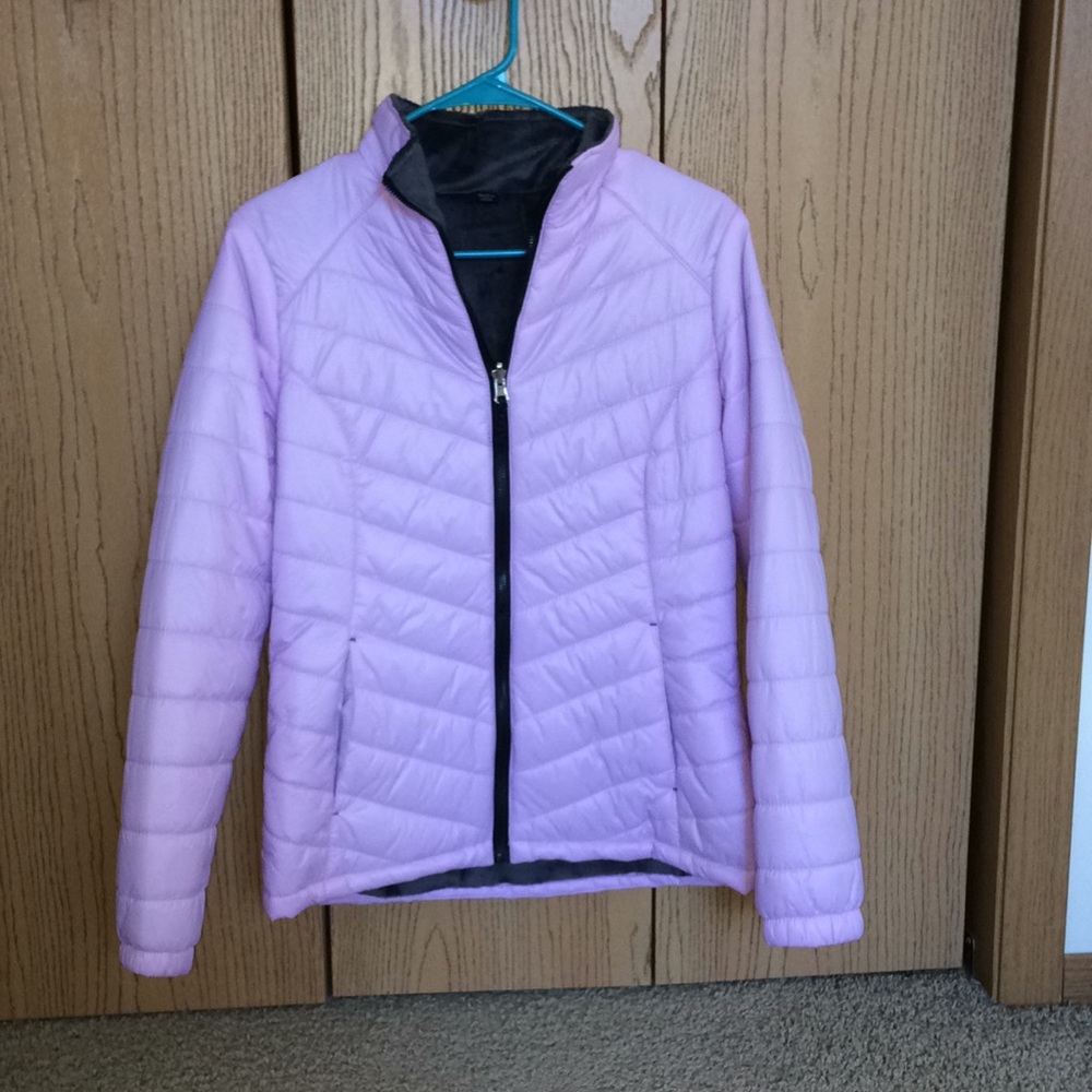 Lightweight puffer jacket with fleece lining
